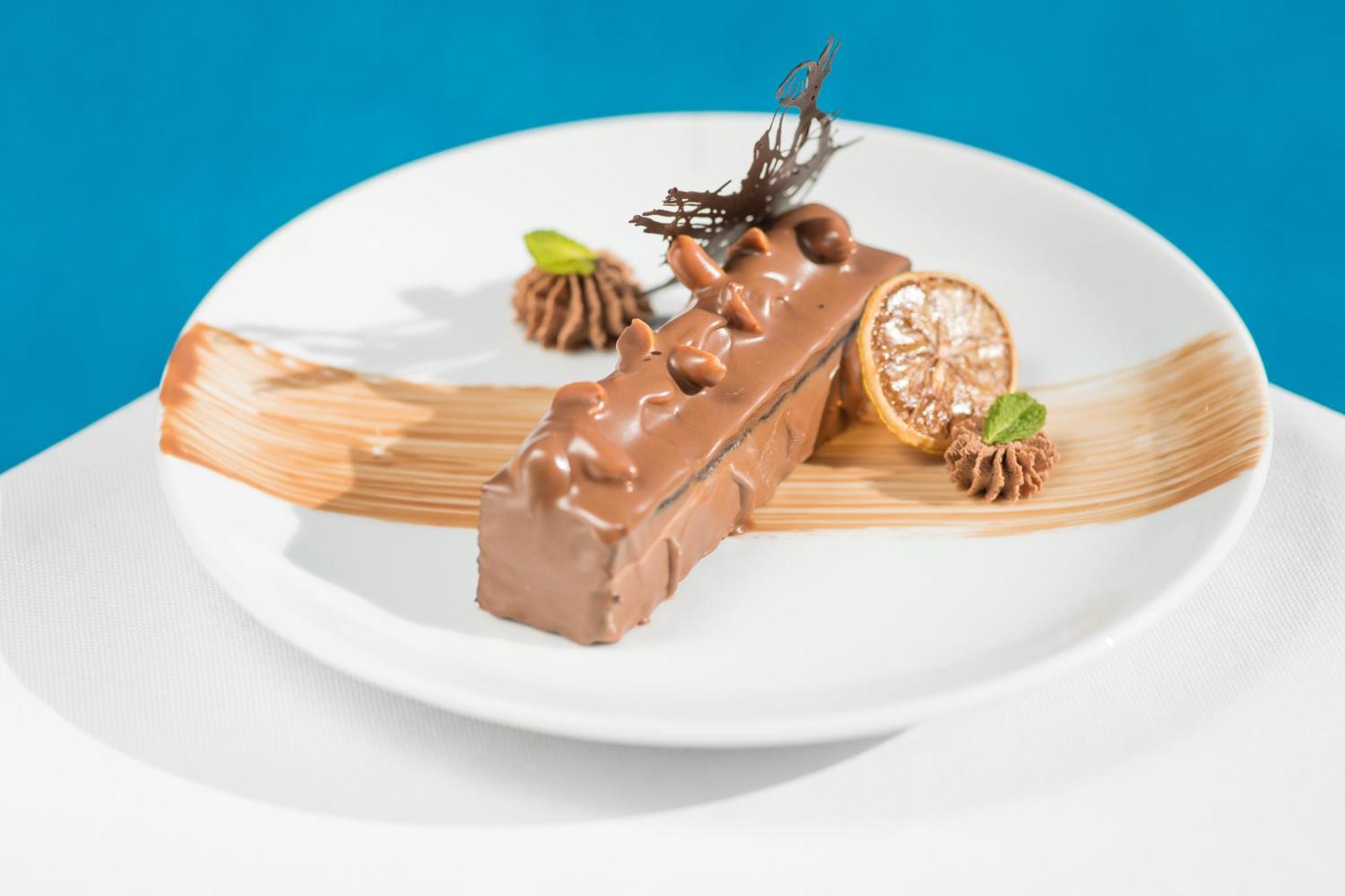 Grand Mogador Agdal Palace Marraquexe Exterior foto A chocolate dessert