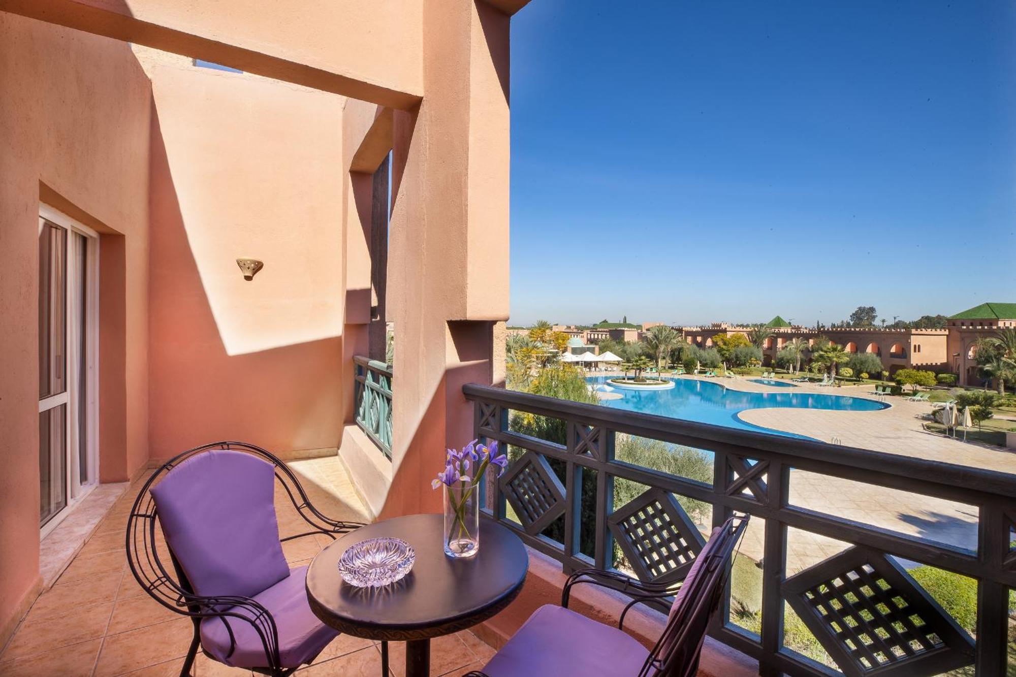 Grand Mogador Agdal Palace Marraquexe Exterior foto A balcony at the hotel